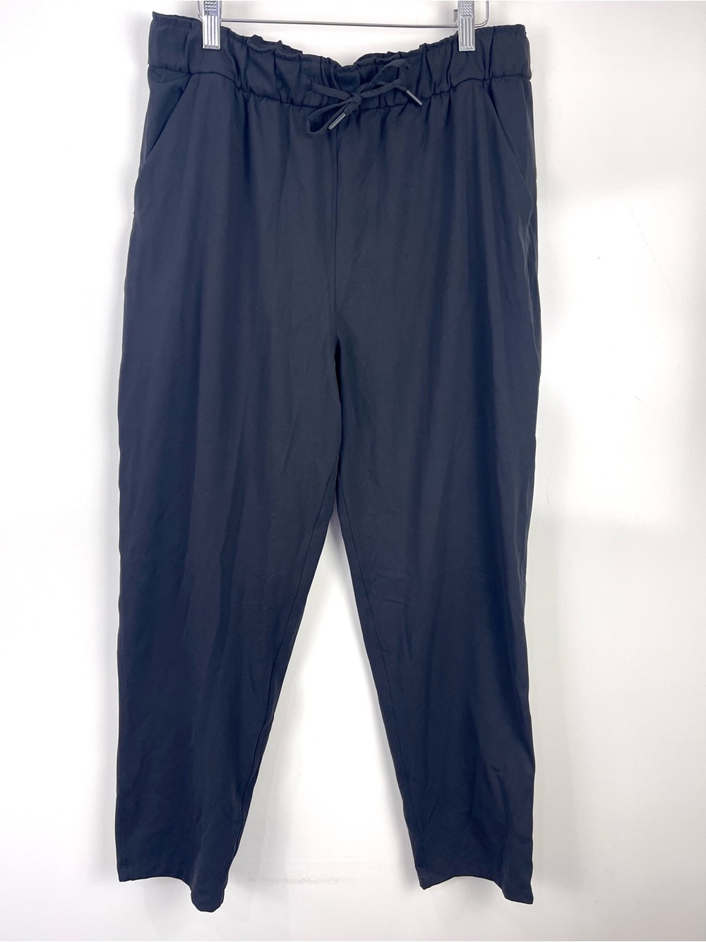 Lululemon Keep Moving Pants Women’s Size 12 High Rise 7/8 Casual Stretch Black